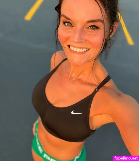 Julie Felton OnlyFans Thumbnail #vLB2D3iSaZ