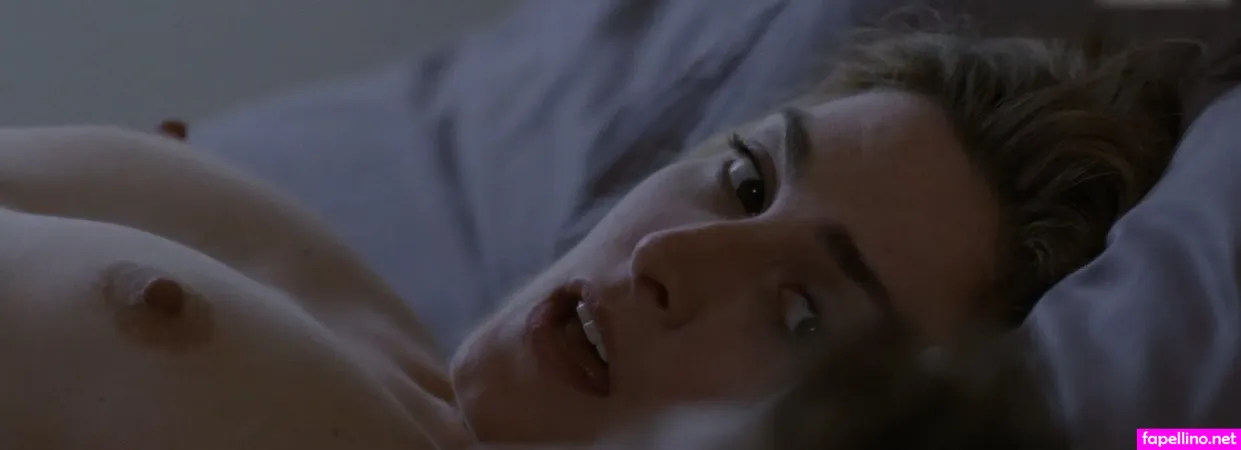 Julie Gayet OnlyFans Thumbnail #UZNFoHMeUv