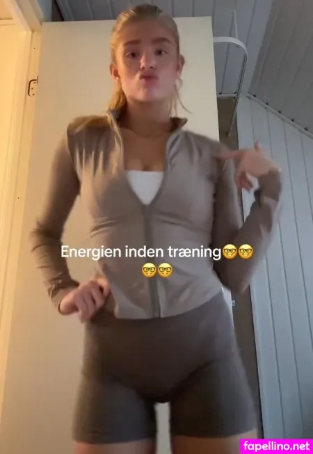 Julie Hem Kristensen OnlyFans Thumbnail #c0OZaBI39S