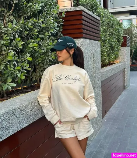 Julie Hwang OnlyFans Thumbnail #97W8sBgmZF