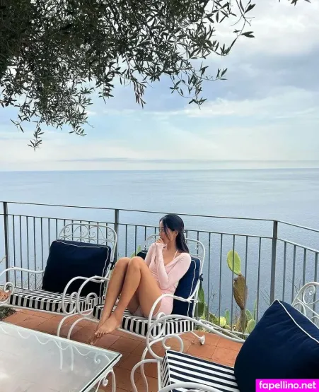 Julie Hwang OnlyFans Thumbnail #E3tzUIYu6I