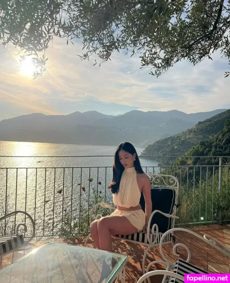 Julie Hwang OnlyFans Thumbnail #i7ZWchxyG0
