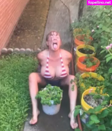 Julie K Smith OnlyFans Thumbnail #HaXIsaexcY