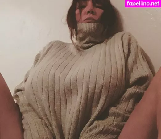 Julie K Smith OnlyFans Thumbnail #JIKilyN5vV