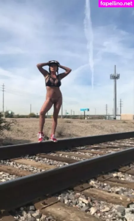 Julie K Smith OnlyFans Thumbnail #dvmzRcPCvX