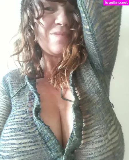 Julie K Smith OnlyFans Thumbnail #fdUHaVTgWu