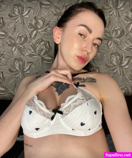 Julie Karkki OnlyFans Thumbnail #oVrpLKGIbD