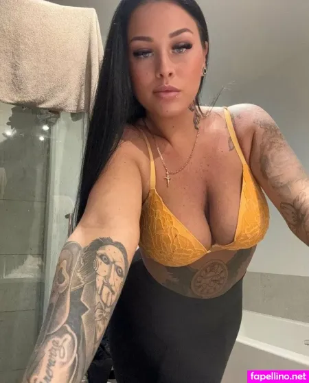 Julie Lefort OnlyFans Thumbnail #AZg8Xi3JgE
