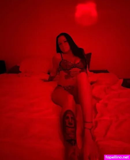 Julie Lefort OnlyFans Thumbnail #Iz1nkv4SS4