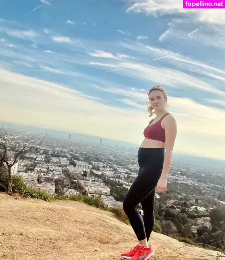 Julie Nolke OnlyFans Thumbnail #3kUJb52JWl