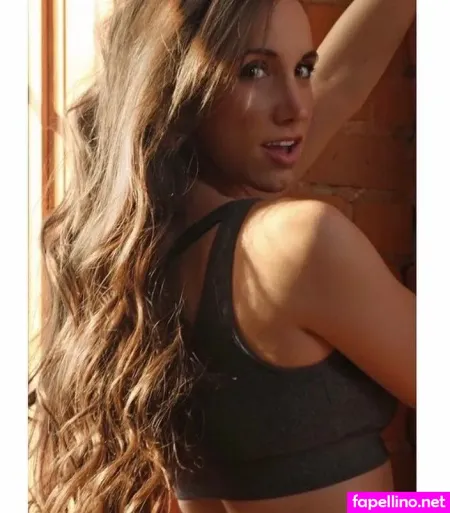 Julie Piraino OnlyFans Thumbnail #u4pVLeUYjL
