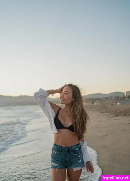 Julie R OnlyFans Thumbnail #UAlhCLFiW0