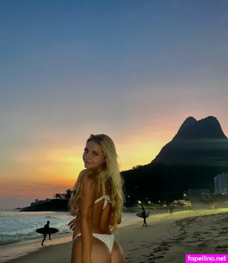Julie Remoissenet OnlyFans Thumbnail #Y1Des5xj8o