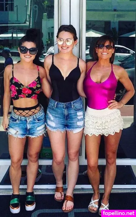 Julie Stackhouse 1 OnlyFans Thumbnail #QtVV0uIwic
