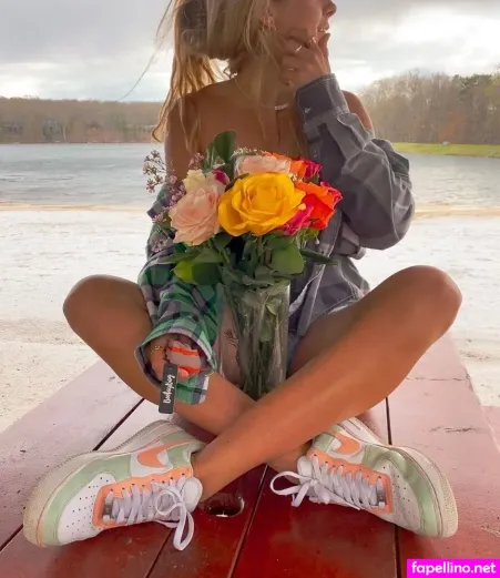 Julie Tirado OnlyFans Thumbnail #3bHfDU3Y8L