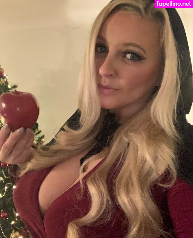 NoProbsJu, julieband, juliediablotine Nude Leaked OnlyFans Photo #IYz5vpEeYC