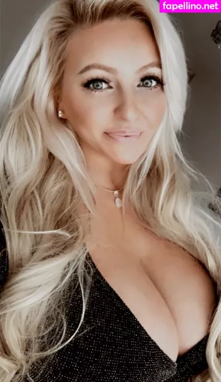 Julie OnlyFans Thumbnail #J7yNV5s9nn