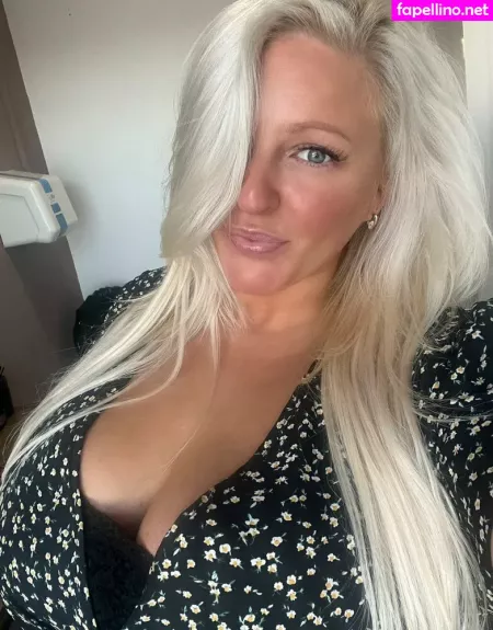 Julie OnlyFans Thumbnail #Yf5mlCndpL