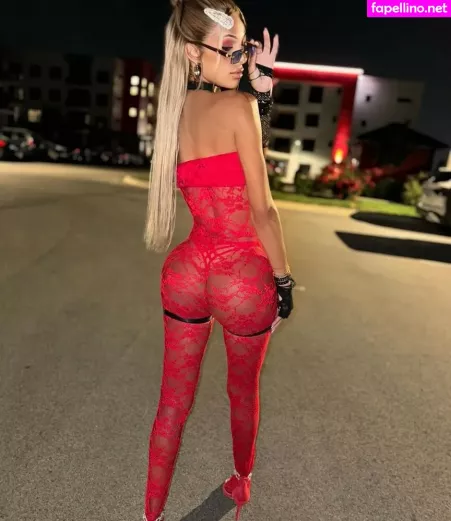 Juliebunny69 OnlyFans Thumbnail #EXcqLwU6F2