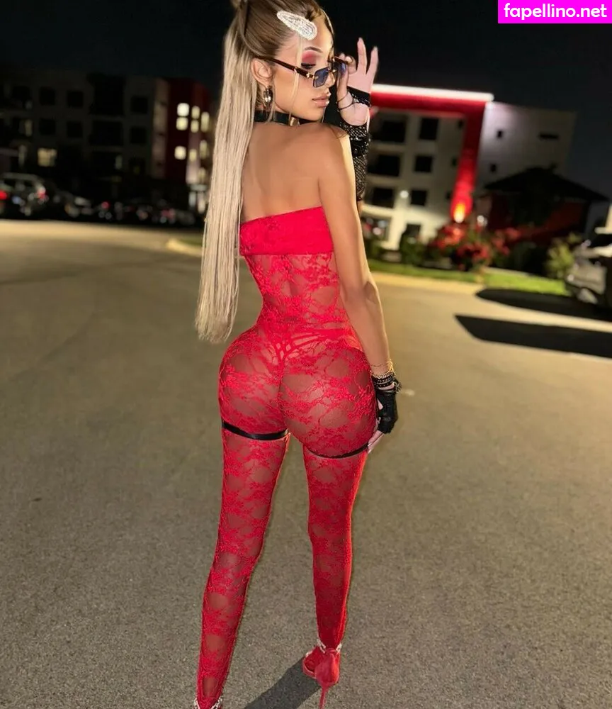 juliebunny69, juliegardner_ Nude Leaked OnlyFans Photo #EXcqLwU6F2