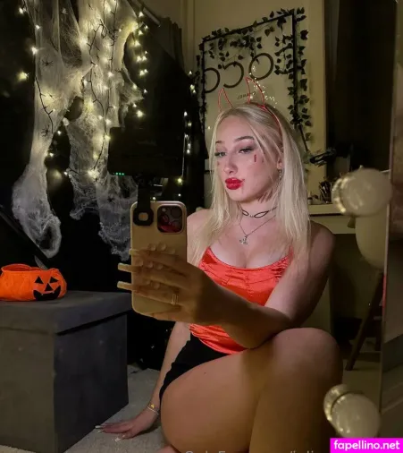 Juliediablotine OnlyFans Thumbnail #eb8t5NLOw6