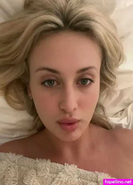 Juliefloridagirl OnlyFans Thumbnail #kX7bouM4fA