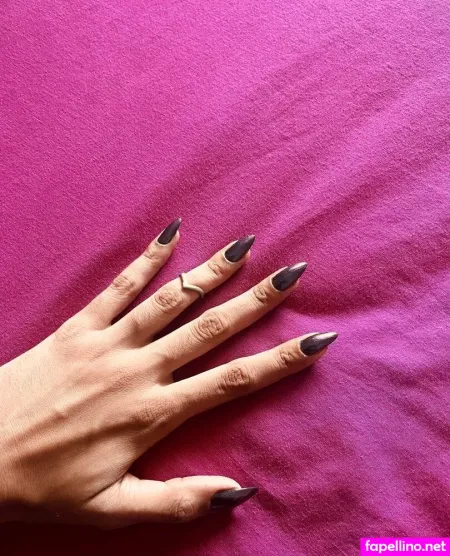 Juliekravitz OnlyFans Thumbnail #ALxAgUG8Ux