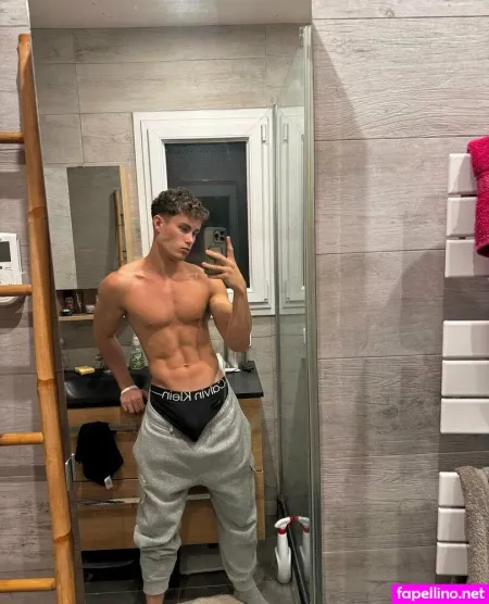 Julienpop OnlyFans Thumbnail #1832uN7OTN