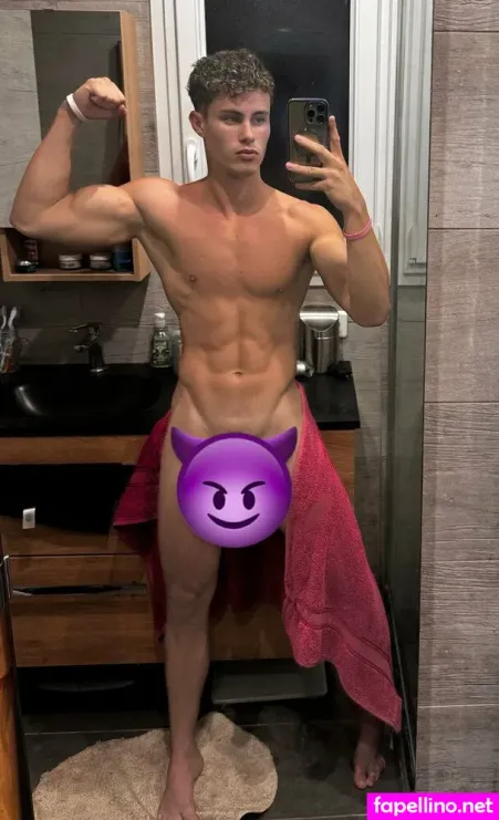 Julienpop OnlyFans Thumbnail #43XsfY8OHX