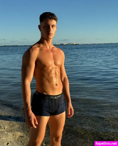 Julienpop OnlyFans Thumbnail #IarG5jZORM