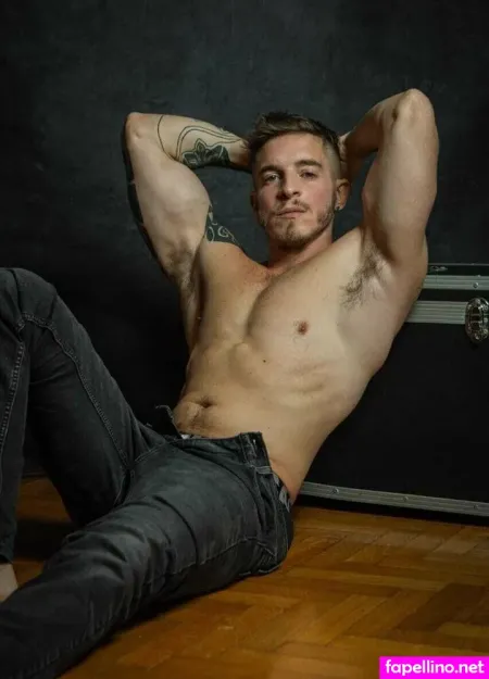 Julienpop OnlyFans Thumbnail #LUndXofajo