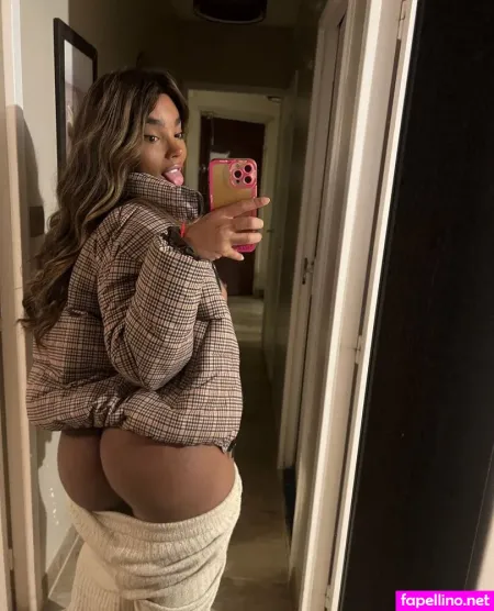 Julierouchpro OnlyFans Thumbnail #2eiYFKopCX