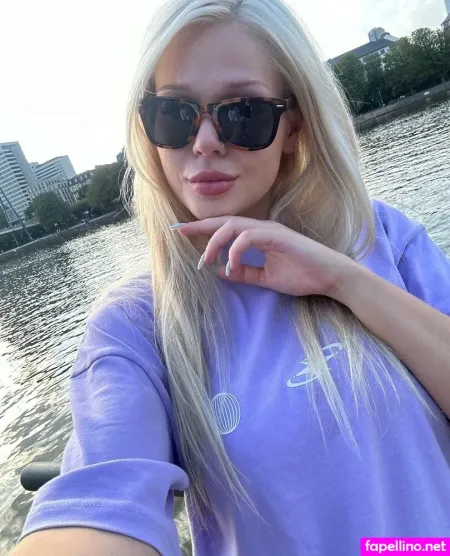 Julieschone OnlyFans Thumbnail #HBwTKu3H3P