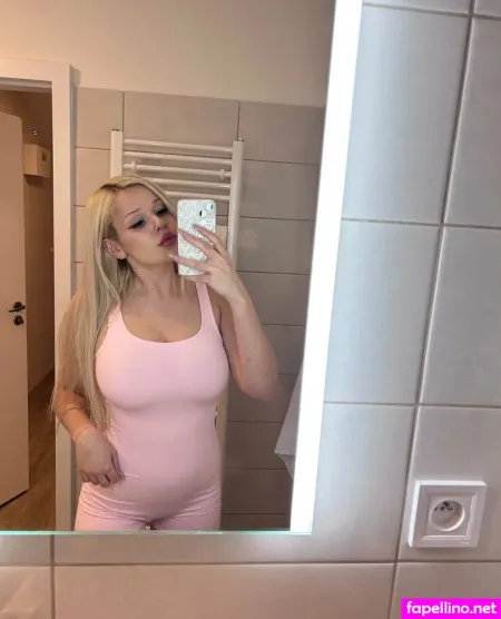 Julieschone OnlyFans Thumbnail #pzMDIQyzd7