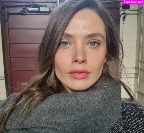 Juliet Searle OnlyFans Thumbnail #vdhgYZQqdy