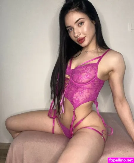 Juliet Stinson OnlyFans Thumbnail #HApjZ8xTgz
