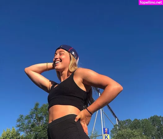 Juliette Bossu OnlyFans Thumbnail #1YQdgew3A4