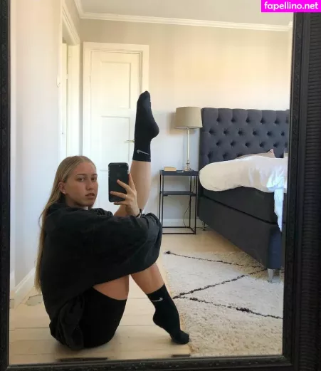 Juliette Bossu OnlyFans Thumbnail #JbXAMZeLfZ