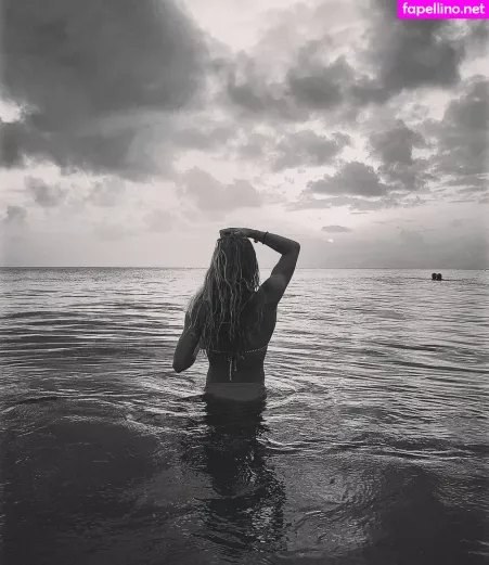 Juliette Bossu OnlyFans Thumbnail #MXSxpe7Svo