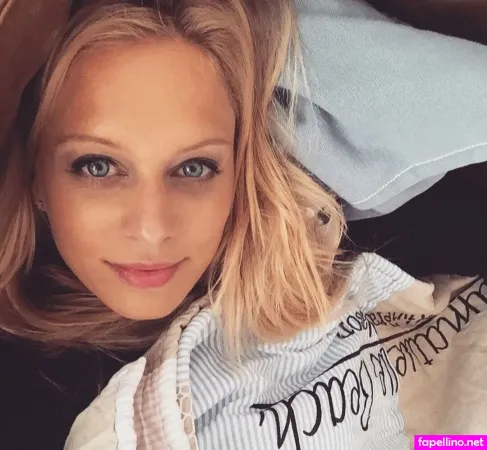 Juliette Grco OnlyFans Thumbnail #0Hx8aqwACC