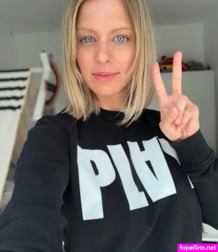 Juliette Grco OnlyFans Thumbnail #JSHhJAV8xy