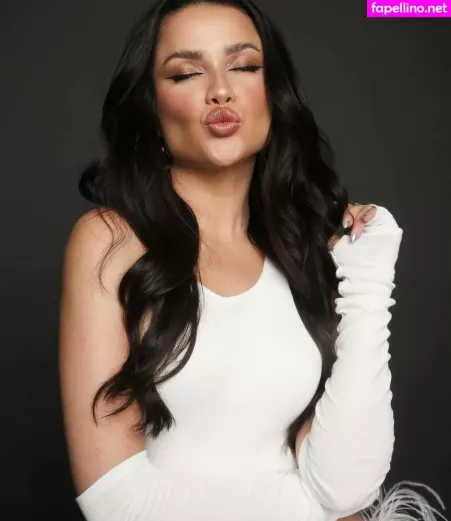 Juliette OnlyFans Thumbnail #aGbMsnAAMd