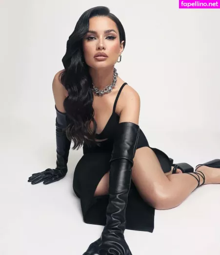 Juliette OnlyFans Thumbnail #pgTnrMRZoe