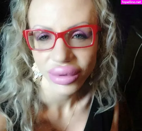 Juliettestray OnlyFans Thumbnail #0qy0umfX6K