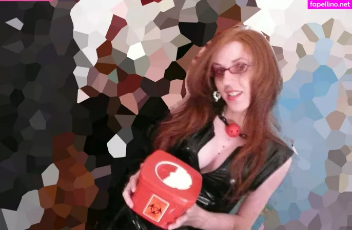 Juliettestray OnlyFans Thumbnail #Lb9GUDsoZ7