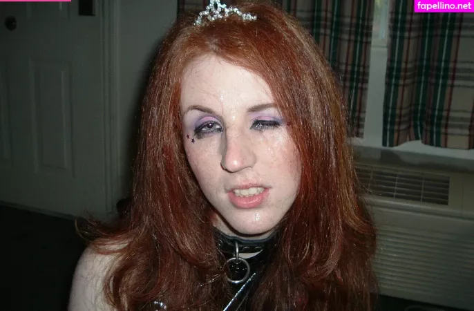 Juliettestray OnlyFans Thumbnail #khynNJgMS1