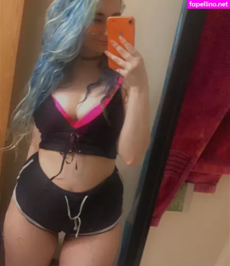 Juliexwolfe OnlyFans Thumbnail #nMbxlv2kSB