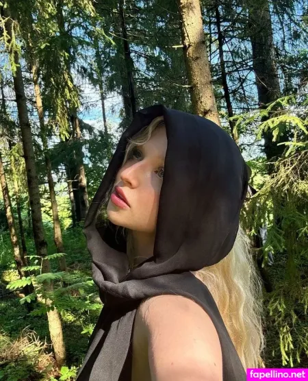 Julihey OnlyFans Thumbnail #WEGhImQJMg