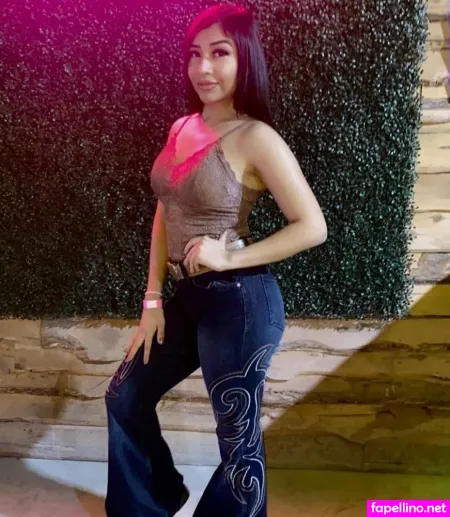 Julissa Garza OnlyFans Thumbnail #DUOnNsjuQg