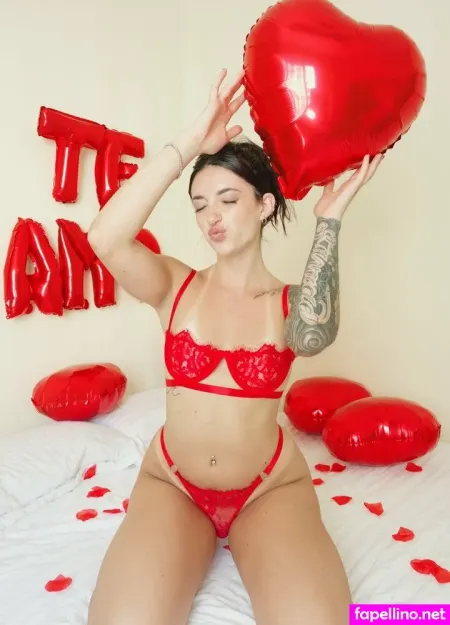 Julitaper OnlyFans Thumbnail #9RUkmcfwyn